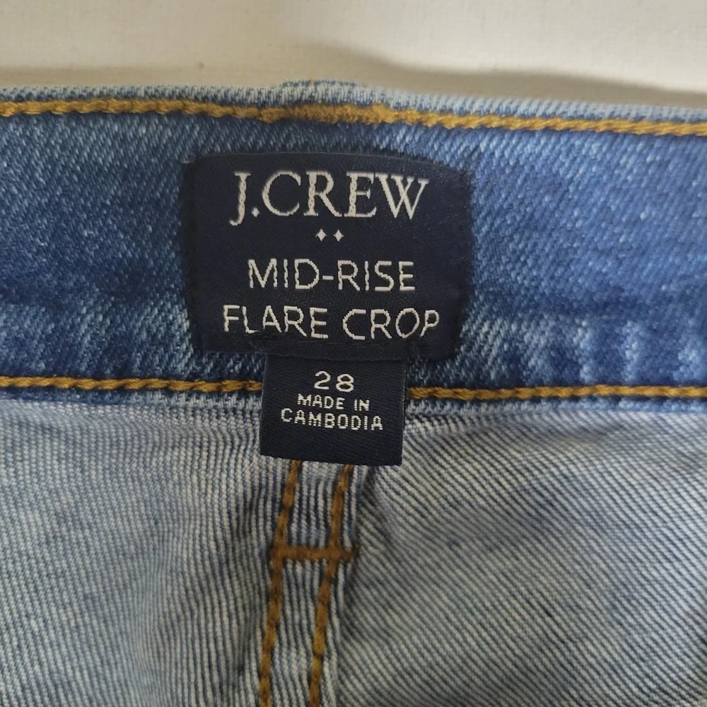 J Crew Mid Rise Flare Crop Jeans Size 28 (Actual 31x26)‎ Button Fly Stretch